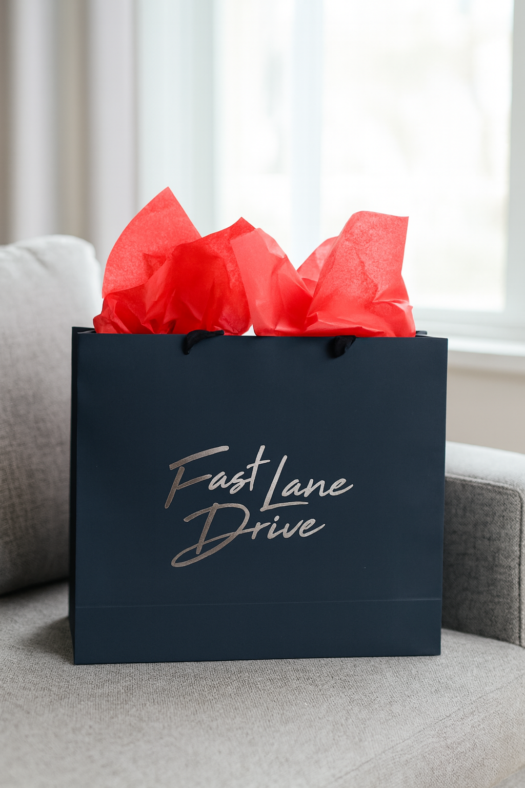 Luxury Black Paper Gift Bag (Wholesale)